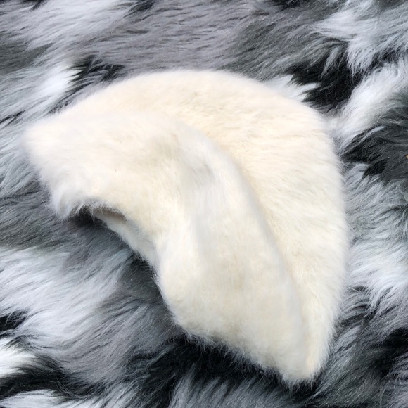 SOLD NWOT White Rabbit Hair Soft Fur - Picture 8 of 8
